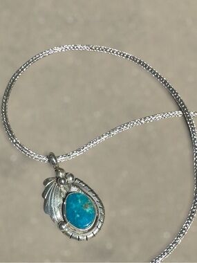 Vintage Sterling Silver Leaf Motif Turquoise Pendant Necklace -